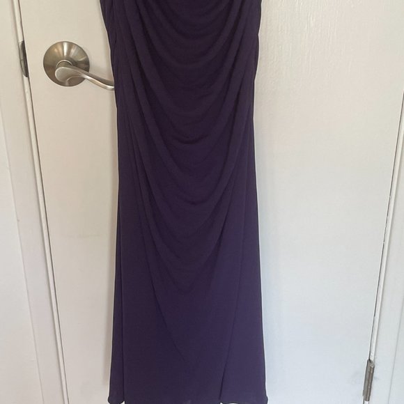 Badgley Mischka Glamorous Deep Purple Formal Fitted Floor Length Gown - Picture 6 of 9